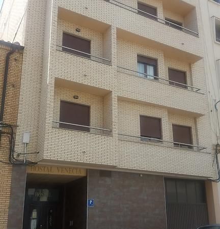 Hostal Venecia II Monzón Extérieur photo