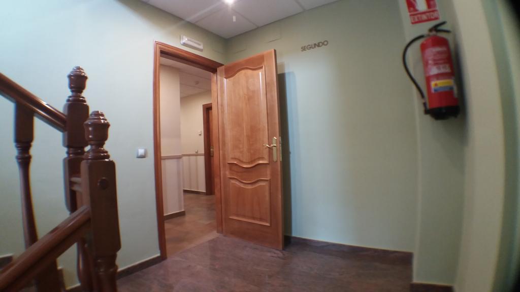 Hostal Venecia II Monzón Extérieur photo