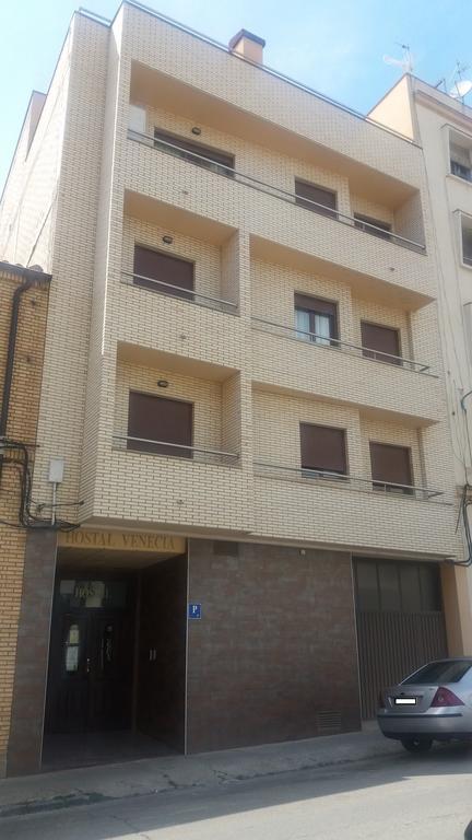 Hostal Venecia II Monzón Extérieur photo